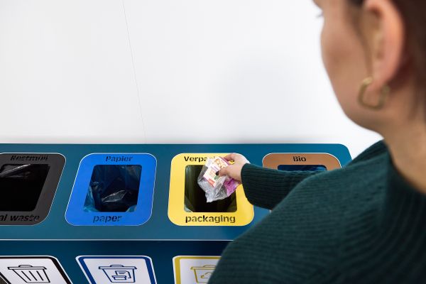 1218 Schwarz Gruppe RoadtoZeroWaste Trennstation