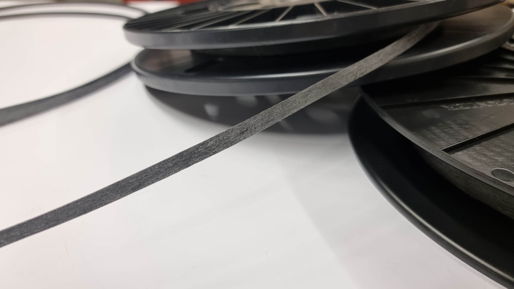 Tapes für Hochleistungsanwendungen hergestellt aus recycelten Carbonfasern. Foto: DITF.