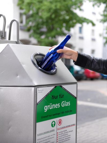 1612 Initiative Glas Recycling Blau in Gruen