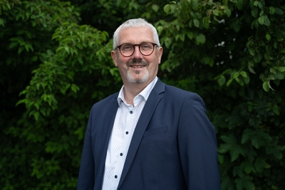 0227 Axians bernhard hageman 13x9