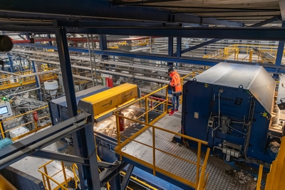 0114 STEINERT Blick in Cirrec Anlage ai plastic recycling plant view steinert sensor sorters cirrec duiven