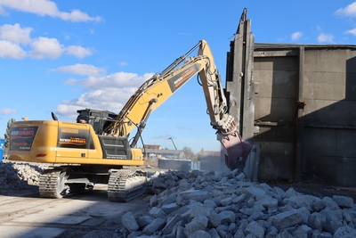 0116 Zeppelin Cat Abbruch Hafner Bild2